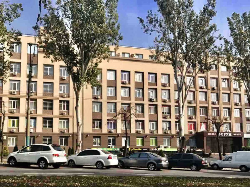Як дати друге життя радянській будівлі